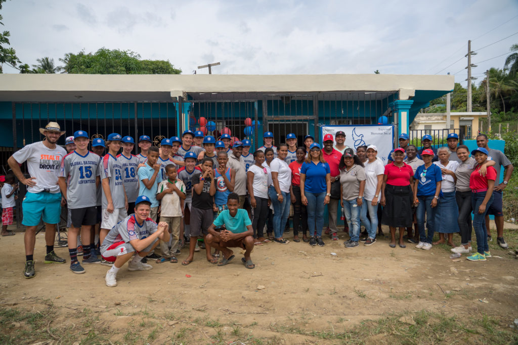 Dominican Republic charity baseball