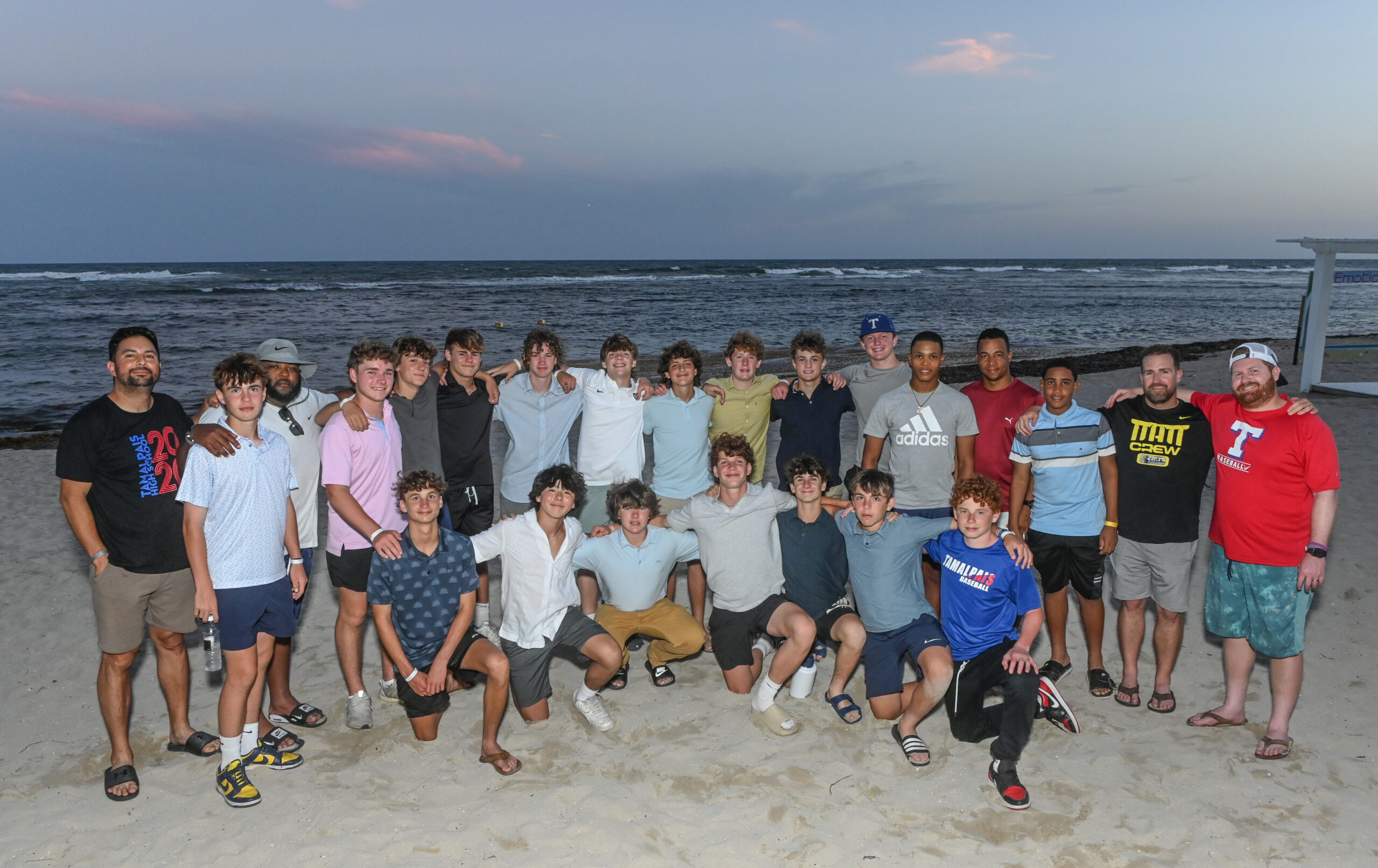 Hotel beach baseball 